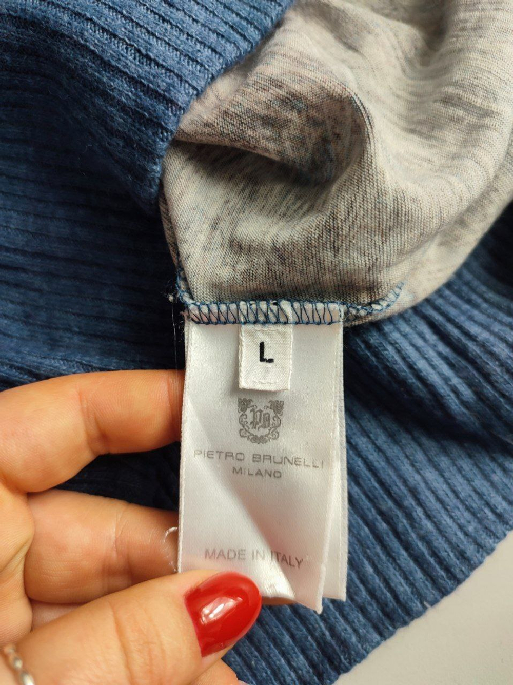 Джемпер Pietro Brunelli стильный 48 размер