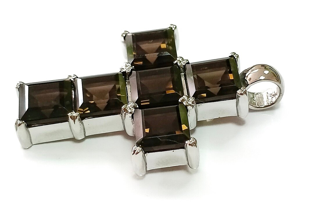 Ювелирная подвеска-крест из серебра с раух-топазом