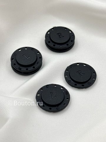 Кнопки магнитные пришивные черные
