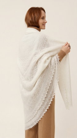 Оренбургский пуховый платок П2-150-02 экрю