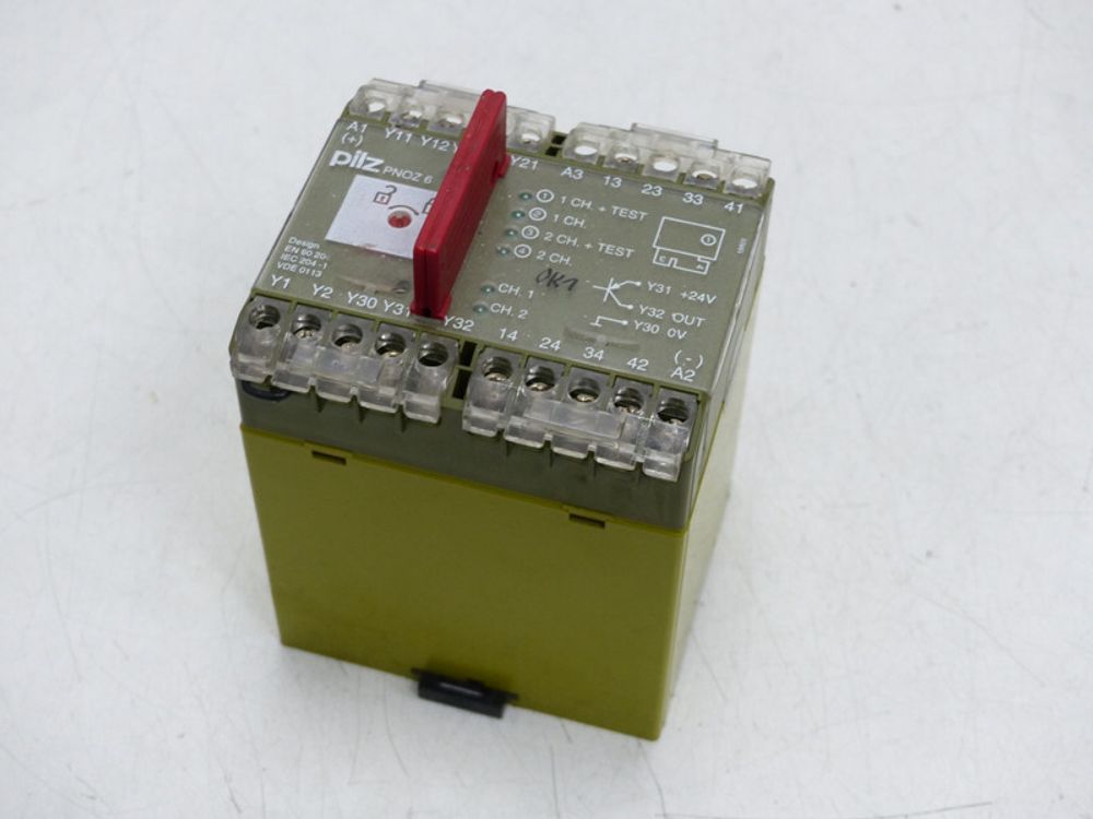Pilz PNOZ 6 3S/1Ö