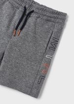 толстовка с брюками и шортами