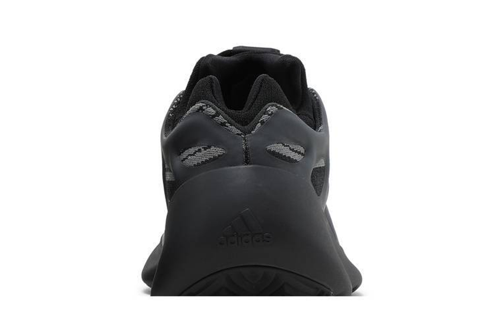 Кроссовки Adidas Originals Yeezy Boost 700 V3 "Dark Glow"