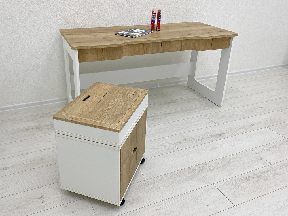 Стол психолога-дефектолога Alma Mini