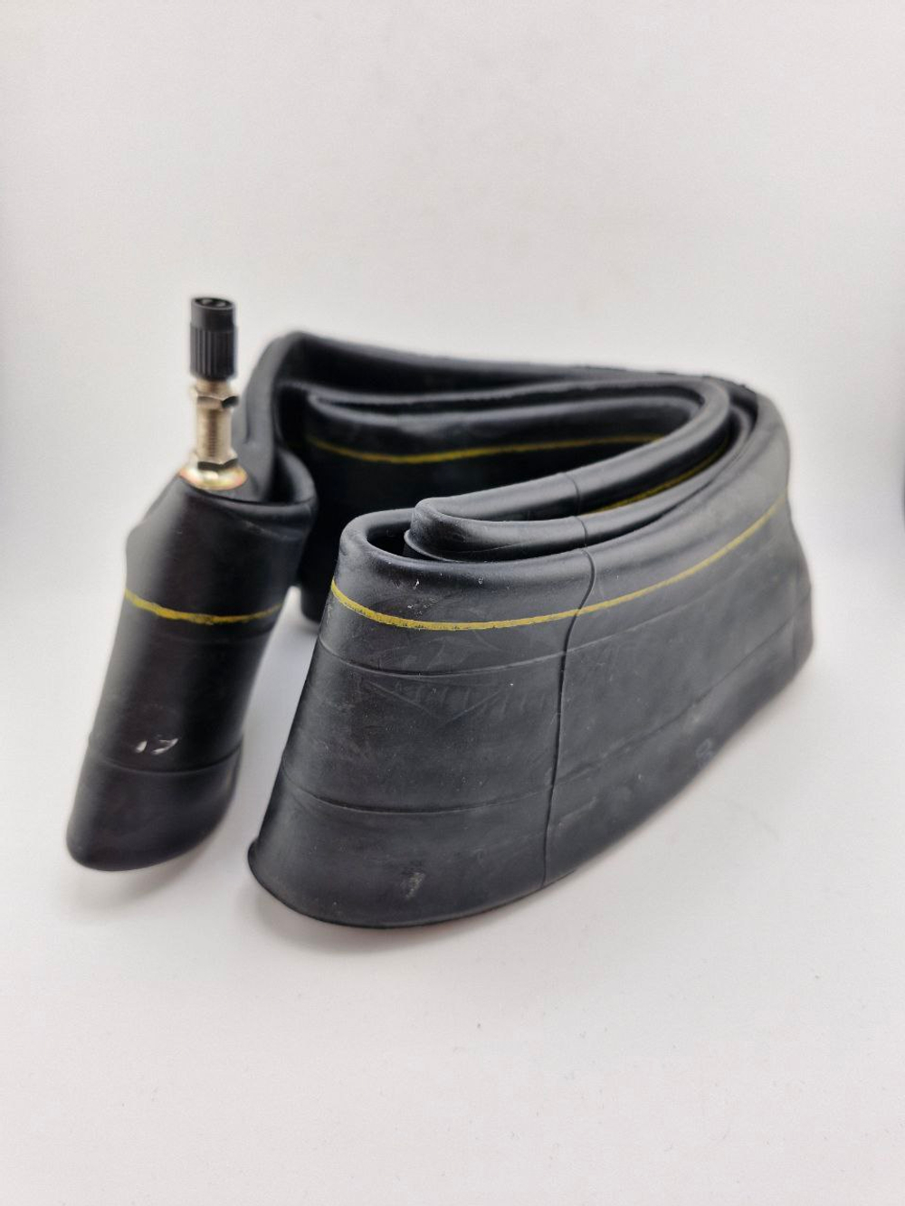 Камера мото R17 2.75/3.00 усиленная (2 мм) для питбайка, мопеда, кроссового мотоцикла R17 2.75-3.00 (усиленная 2 мм)