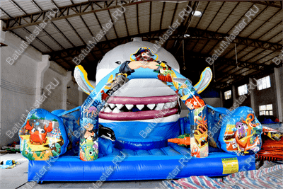 Коммерческий надувной батут "Акула-робот"