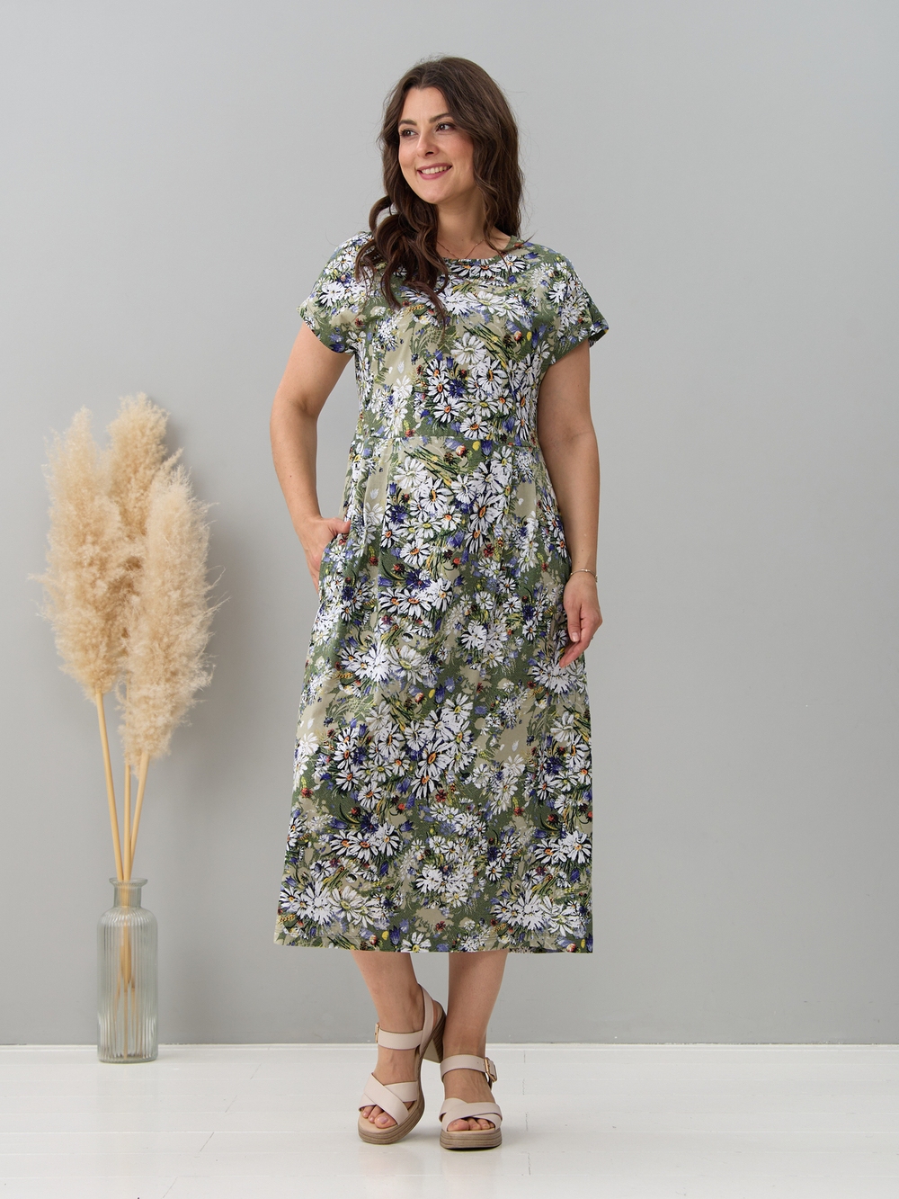 Платье П-026/оливковый-ромашковоеполе
