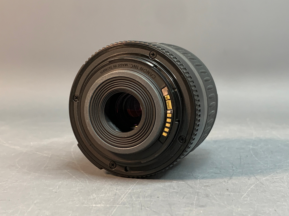 Canon EF-S 18-55mm f/3.5-5.6 IS II
