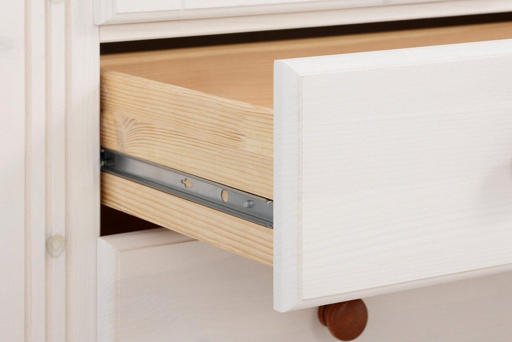 Шкаф распашной