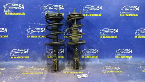 Стойка передняя правая TOYOTA CAMRY 1991