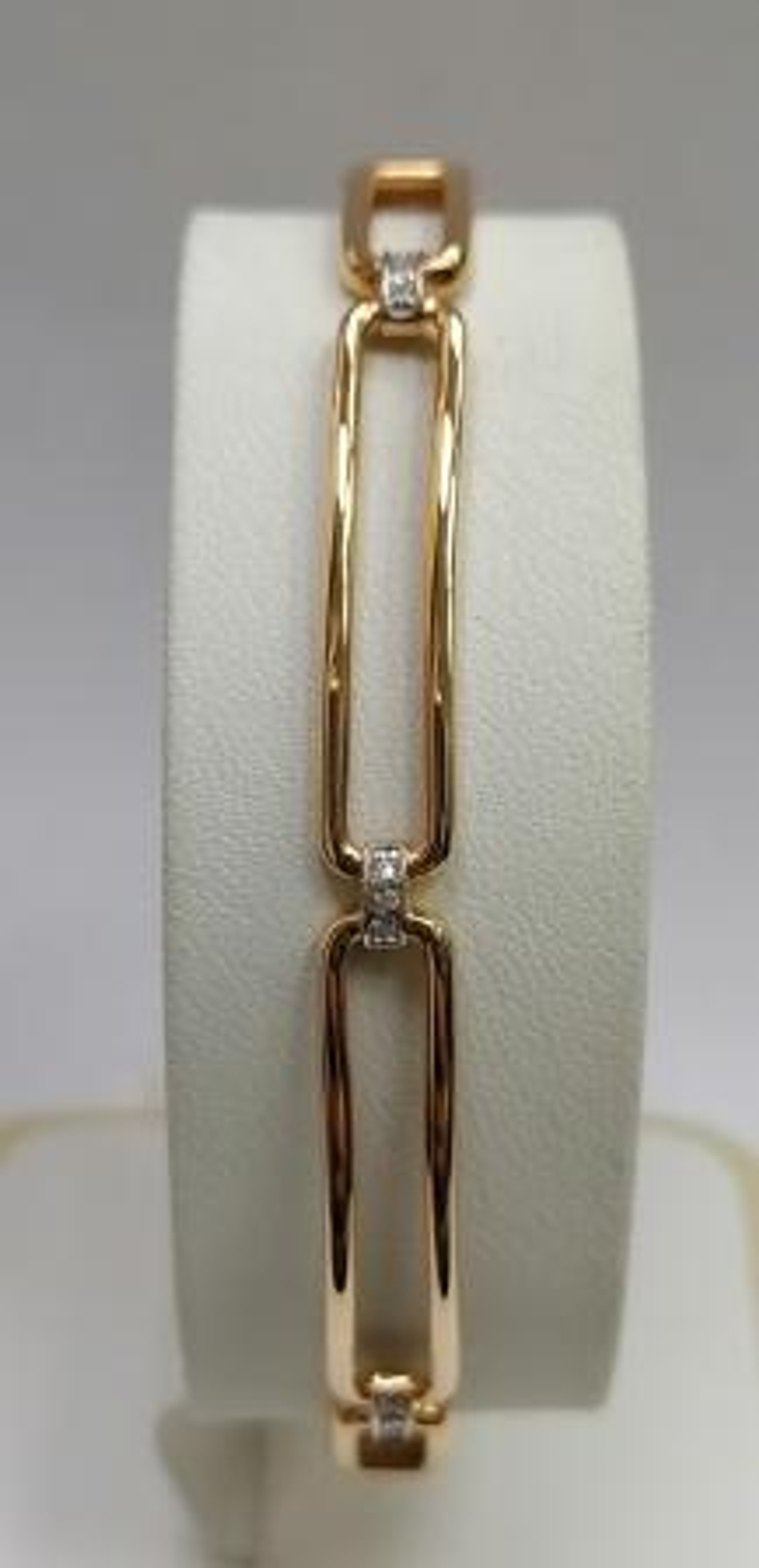 Браслет из золота с фианитами