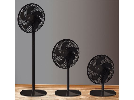 Вентилятор напольный Electrolux EFF-1015 купить в Москве и Московской области по низкой цене с доставкой по России — (1) Вентилятор напольный Electrolux EFF-1015 — (1)