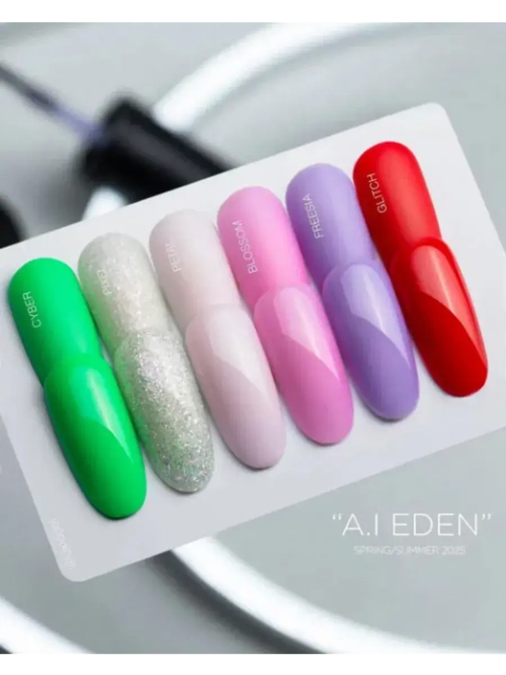 Гель лак для ногтей Luxio Blossom 15 мл