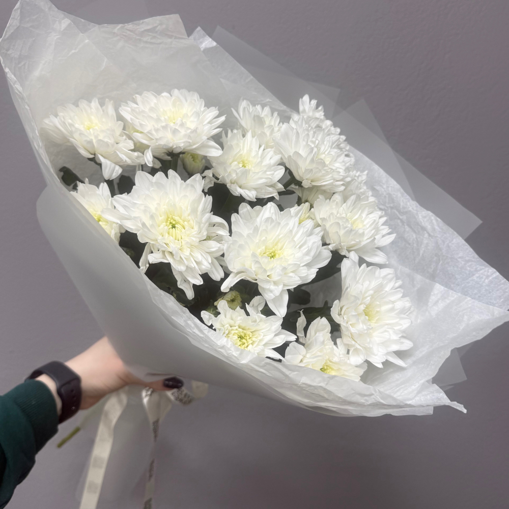 Букет из 3-х белых хризантем