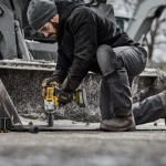 DeWalt DCF961NT аккумуляторная гайковерт (без АКБ и ЗУ) DCF961NT-XJ