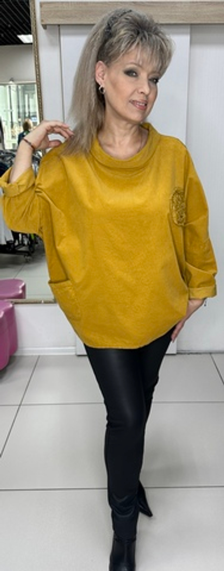 Однотонный блузон-пончо с хомутом из микро вельвета