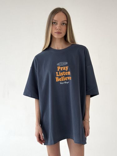 Синяя футболка Pray Listen Believe