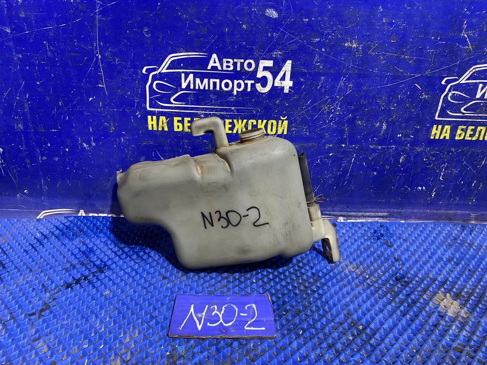 Бачок расширительный NISSAN R'NESSA 1997