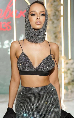 Платок декорированный кристаллами