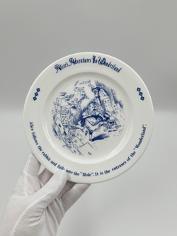 Тарелка Алиса в Стране Чудес Yamaka