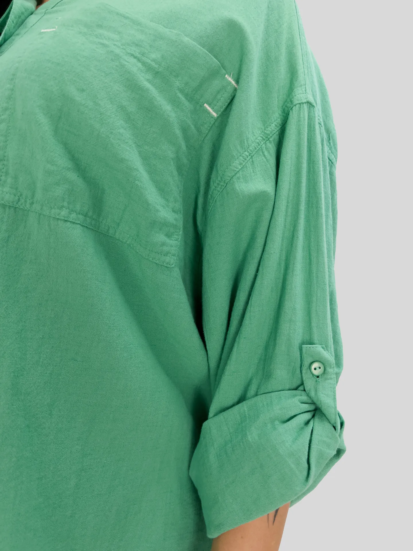 Рубашка Estero Ragazza 3934 однотонная с двумя накладными карманами на груди
