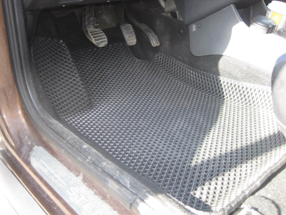 Автоковрики для Renault Sandero Stepway I (2009-2014)