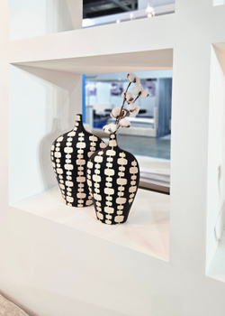 Ваза Black And White Narrow Mouth Vase A