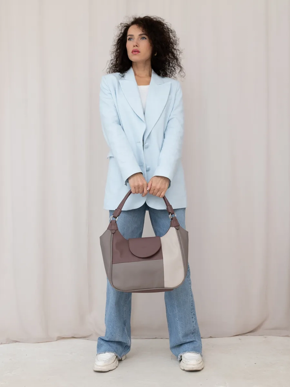 сумка через плечо средняя классическая