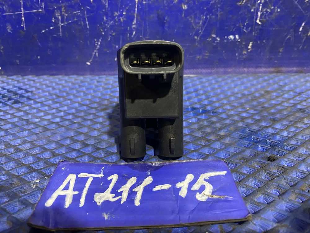 Катушка зажигания TOYOTA CARINA 2001