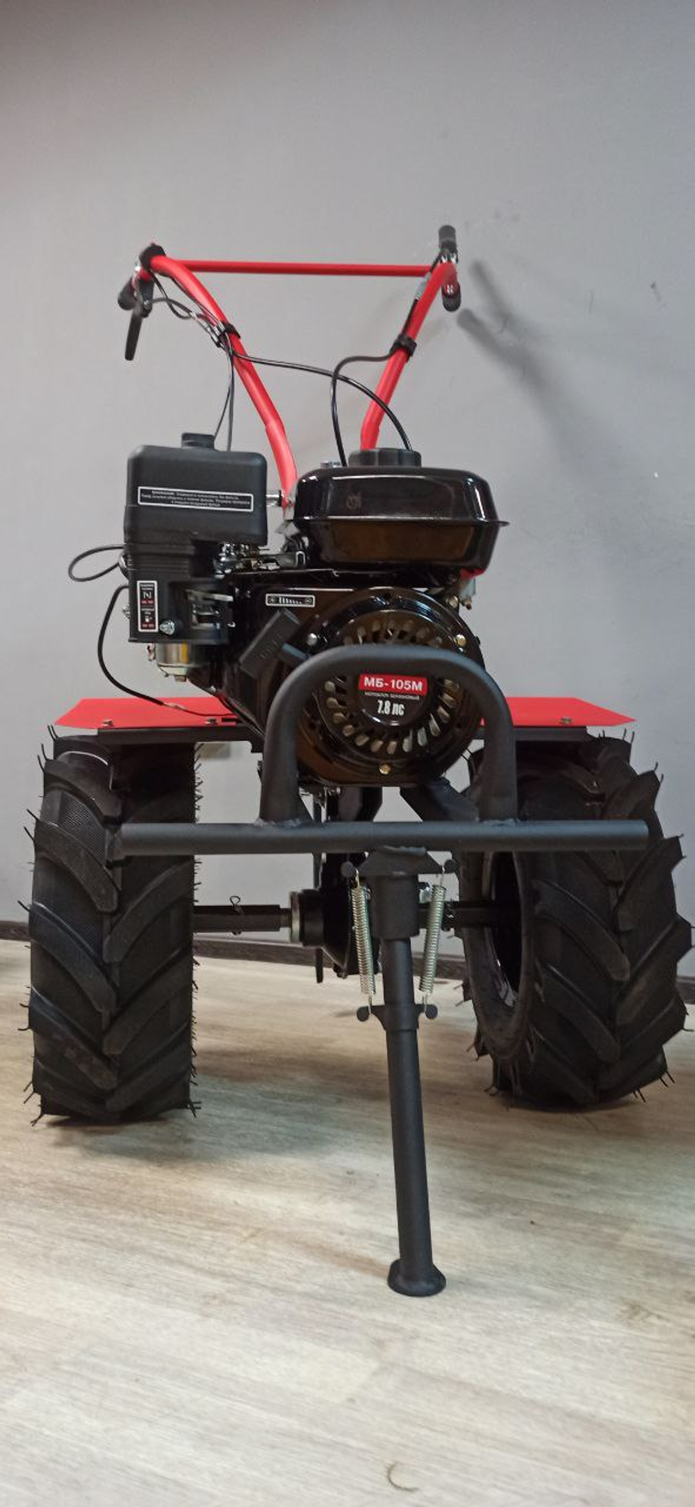 Мотоблок Number One МБ-105М