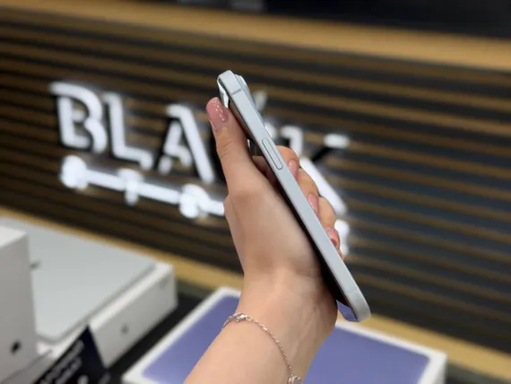 Б/У Телефон Apple IPhone 15 128Gb 85% Blue (D5932JC54C)