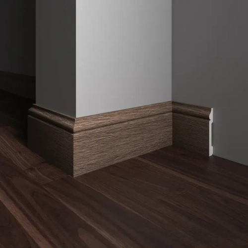 005-92SH Напольный плинтус (79*13*2400мм)/24шт, шт