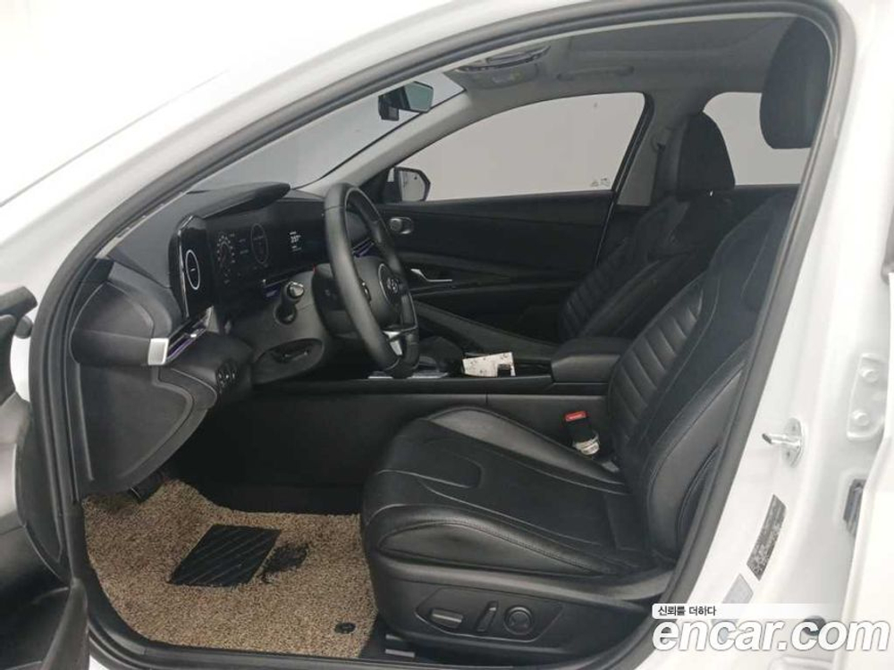 Hyundai Avante (CN7) 1.6 (03.2022)