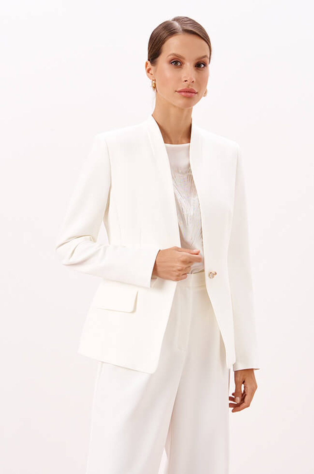 23300 Блузка женская (молочный с серебристой печатью)