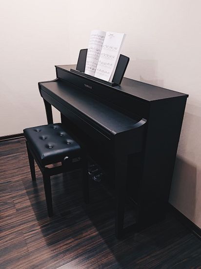 Цифровое пианино YAMAHA Clavinova CLP-745 B