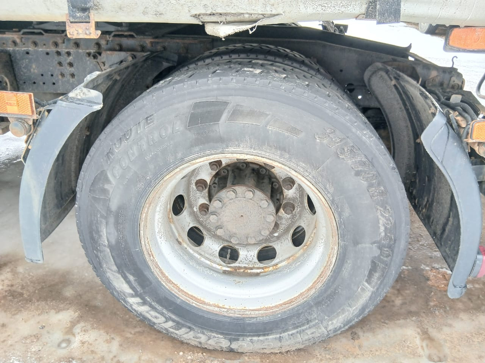 КамАЗ 5490 4x2 Седельный тягач 5490-022-87(S5) (Дизельный, 11,9 л, 401 л.с., МТ)