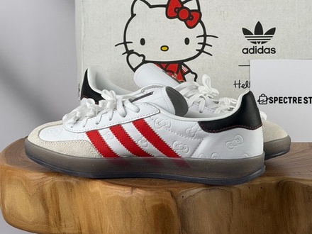 Adidas Gazelle x Hello Kitty