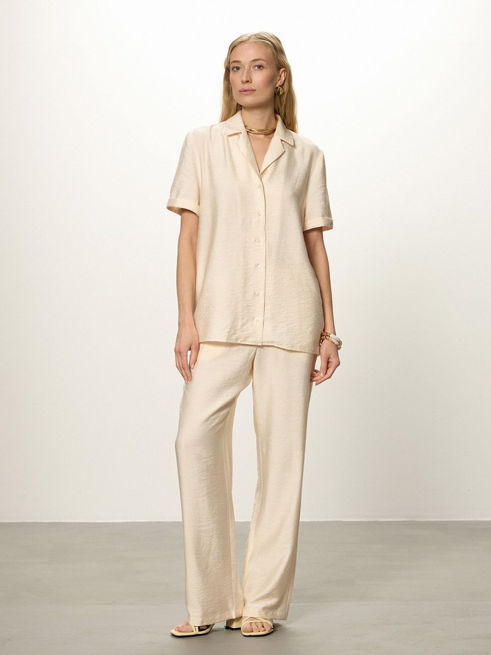 Брюки палаццо на резинке молочная вискоза (Размер 42, 44)