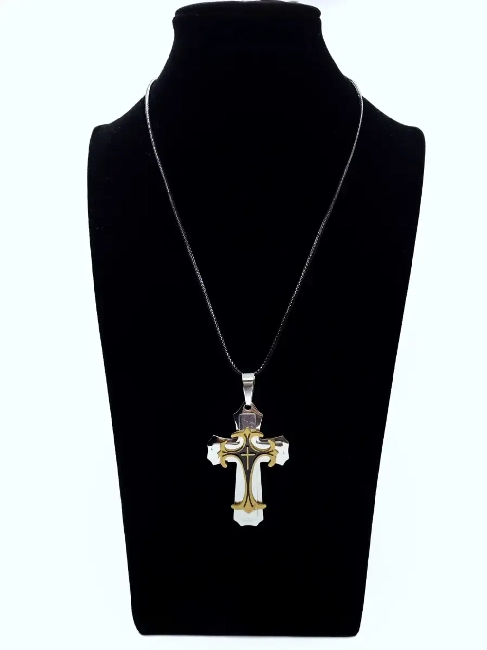 Крупный массивный крест из нержавеющей стали