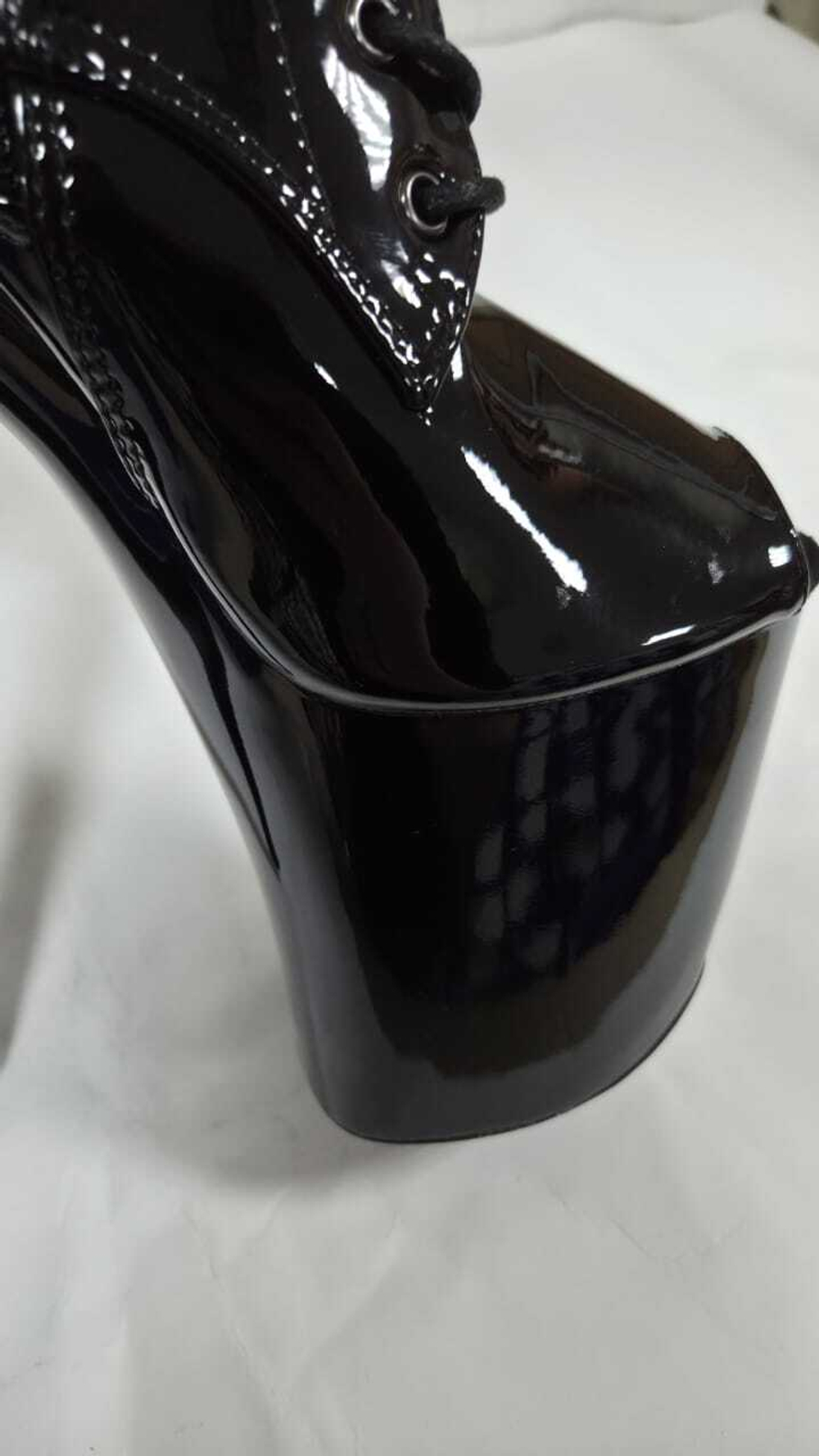 KIKO. Ботильоны тройка. Лак. Открытые - SHDB-011.2-3-lak-bl-sale37_028