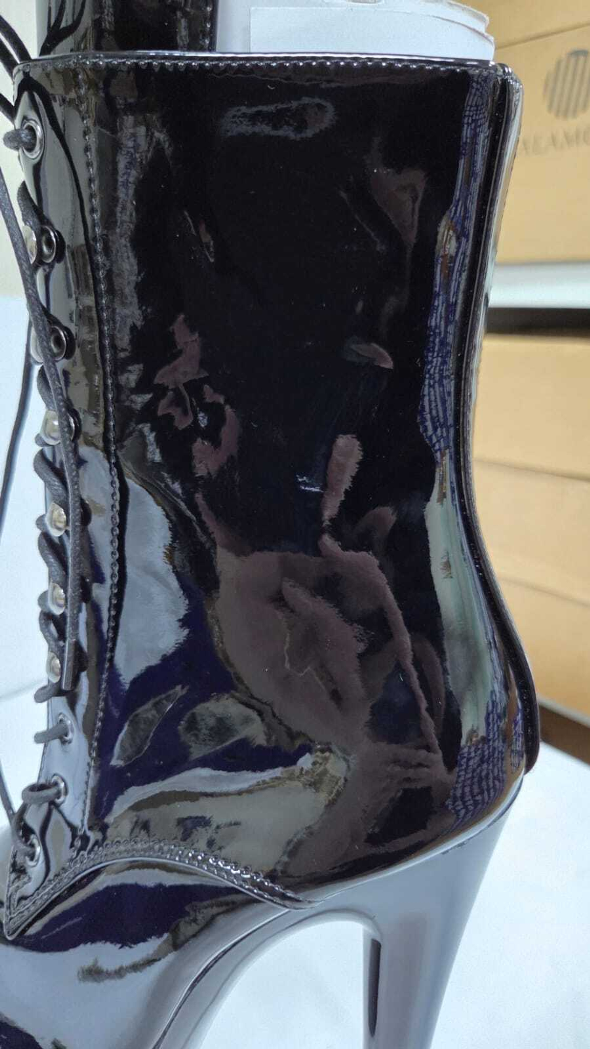 KIKO. Ботильоны тройка. Лак. Открытые - SHDB-011.2-3-lak-bl-sale39_029