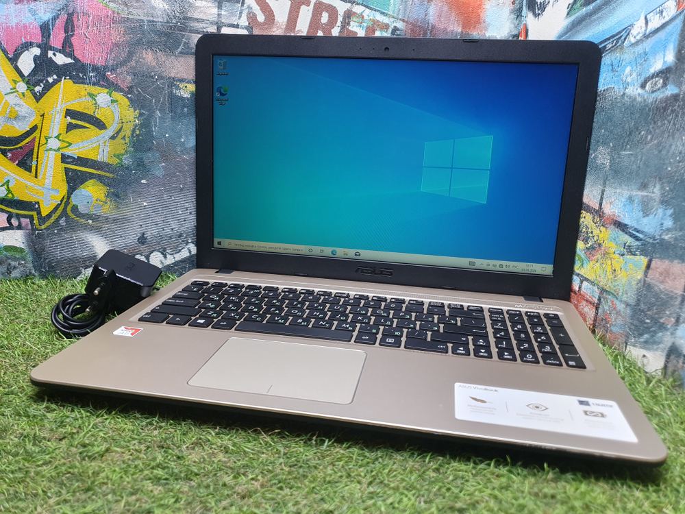 Ноутбук ASUS A6/4Gb/VivoBook F540B