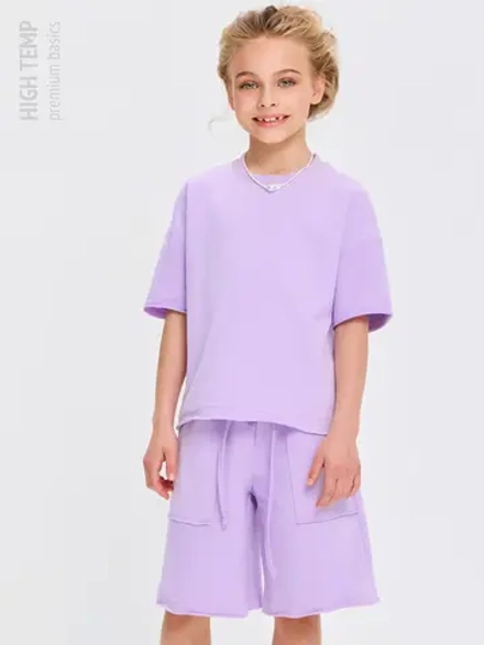 Костюм оверсайз с футболкой и шортами