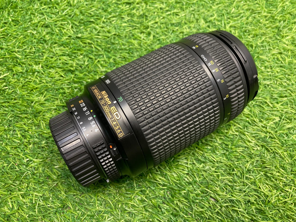 Nikon 70-300mm 4-5.6D ED AF Zoom-Nikkor
