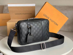 Сумка-мессенджер Louis Vuitton Fastline