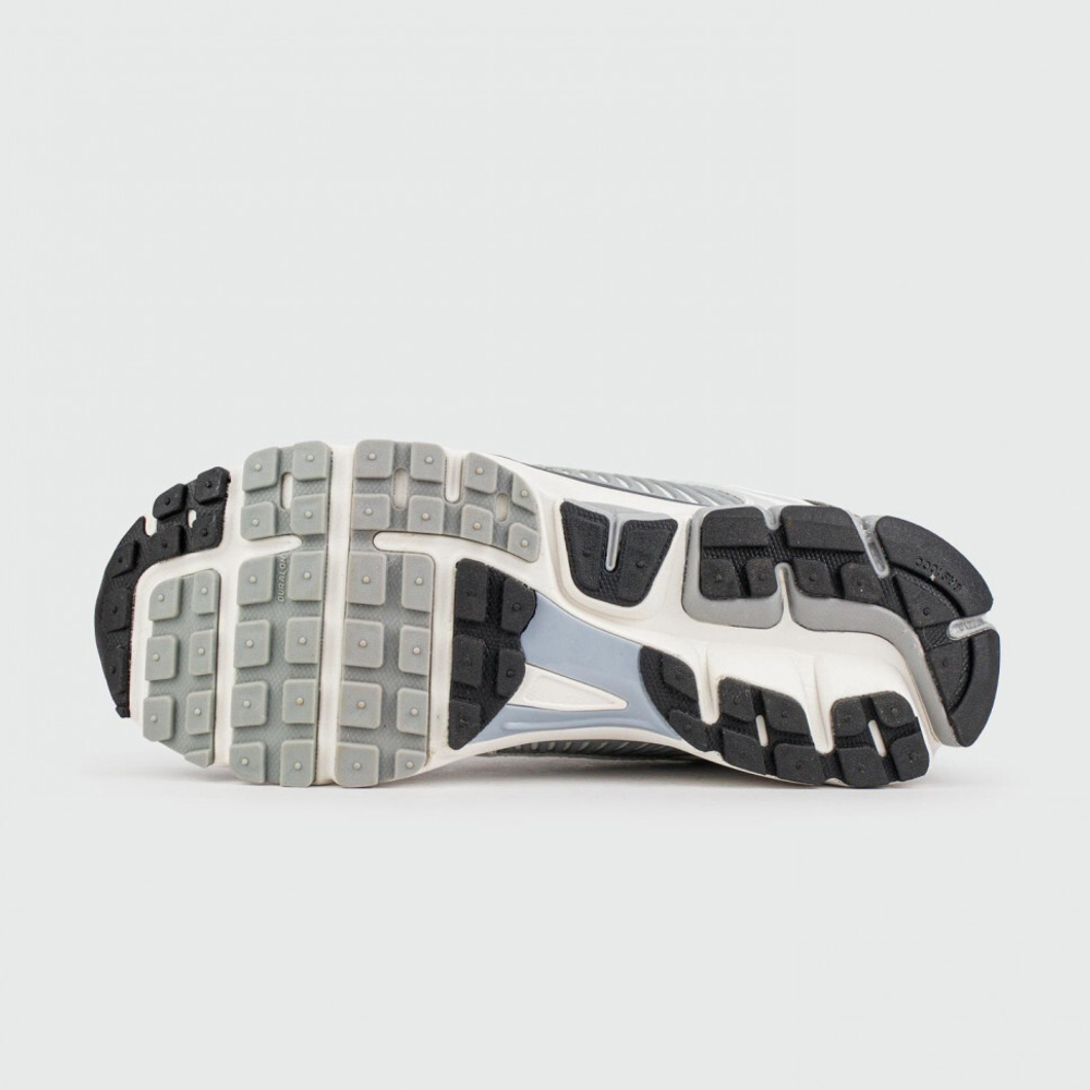 кроссовки Nike Zoom Vomero 5 Grey / White