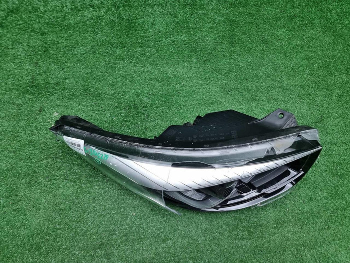 Битая Фара правая Kia Picanto 3 JA (17-21) галоген