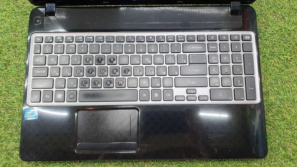 Ноутбук Packard Bell i5/16 Gb/GT620M 1ГБ/ EASYNOTE TV11HC-52456G50Mnks