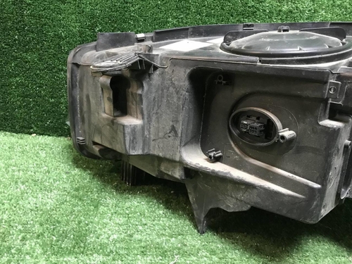 Битая Фара правая BMW X5 F15 X6 F16 (13-18) ксенон