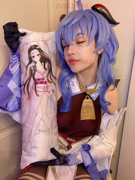 Мини дакимакура Незуко Камадо из Клинок, рассекающий демонов арт. M0102, 60х20 см